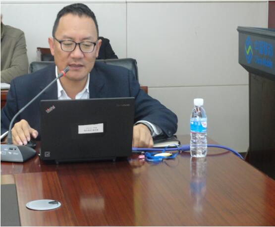 保山移动综合部副总杨涛在培训中宣贯省移动对车辆治理的有关要求事项。